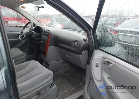 2005 Chrysler Town & Country z USA, uszkodzony, nr VIN 1C4GP45RX5B270356